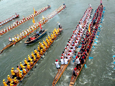 回眸2010：龍舟開(kāi)局龍獅收官 四體會(huì)展現(xiàn)社體魅力